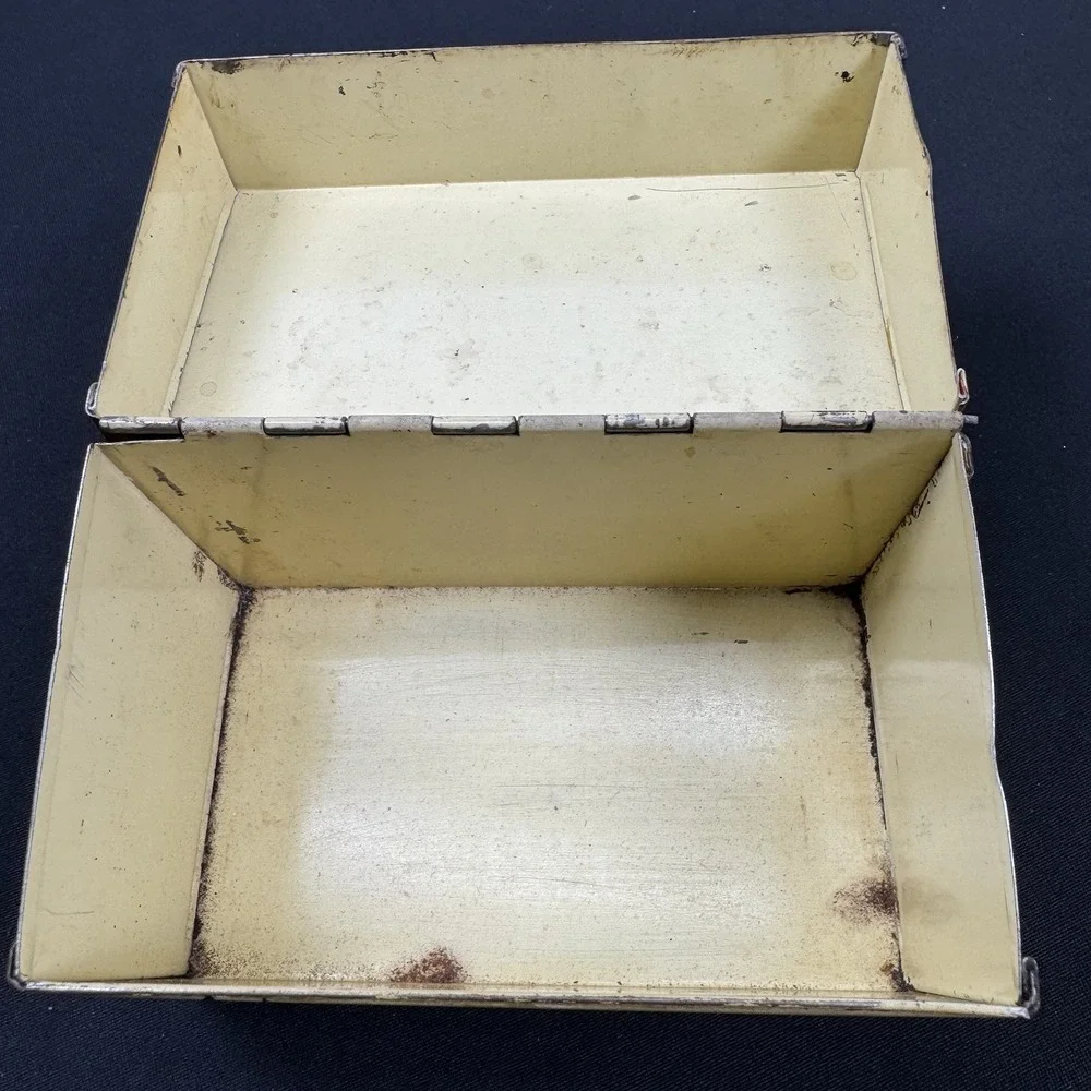 Vintage Tin Metal Recipe Box by‎ Ohio Art, Hall Red Poppy Pattern